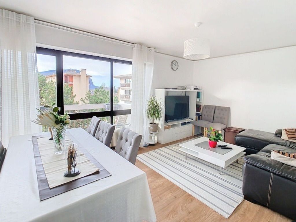 Achat appartement à vendre 4 pièces 77 m² - Annemasse