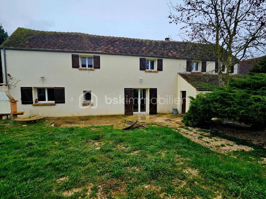 Achat maison à vendre 4 chambres 123 m² - Chailly-en-Brie