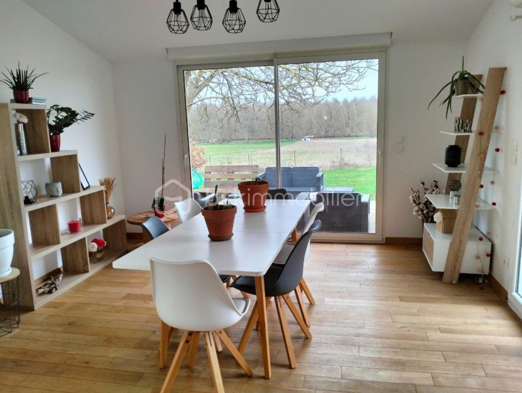 Achat maison à vendre 2 chambres 104 m² - Cheillé