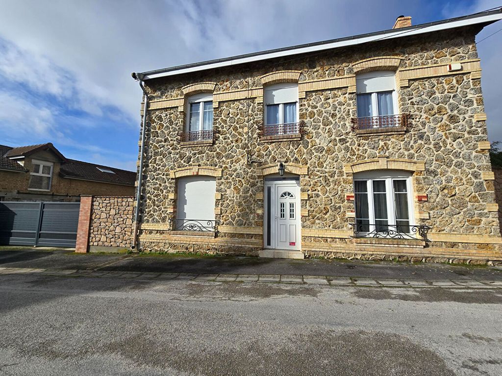 Achat maison à vendre 4 chambres 170 m² - Alincourt