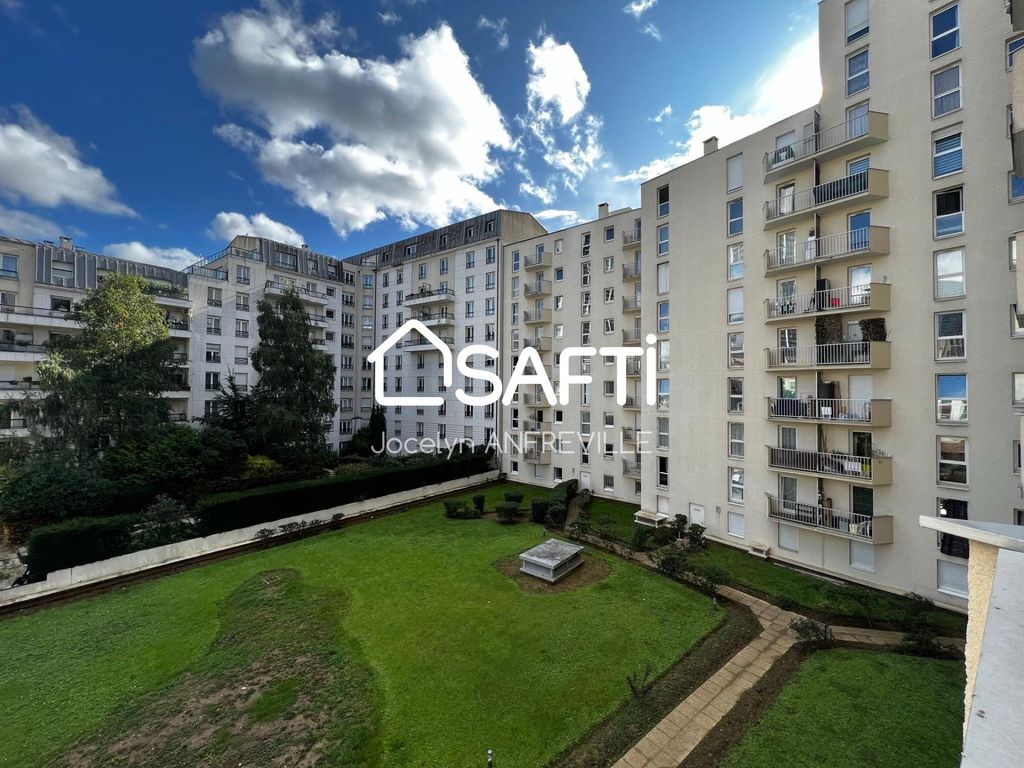 Achat appartement à vendre 4 pièces 92 m² - Puteaux