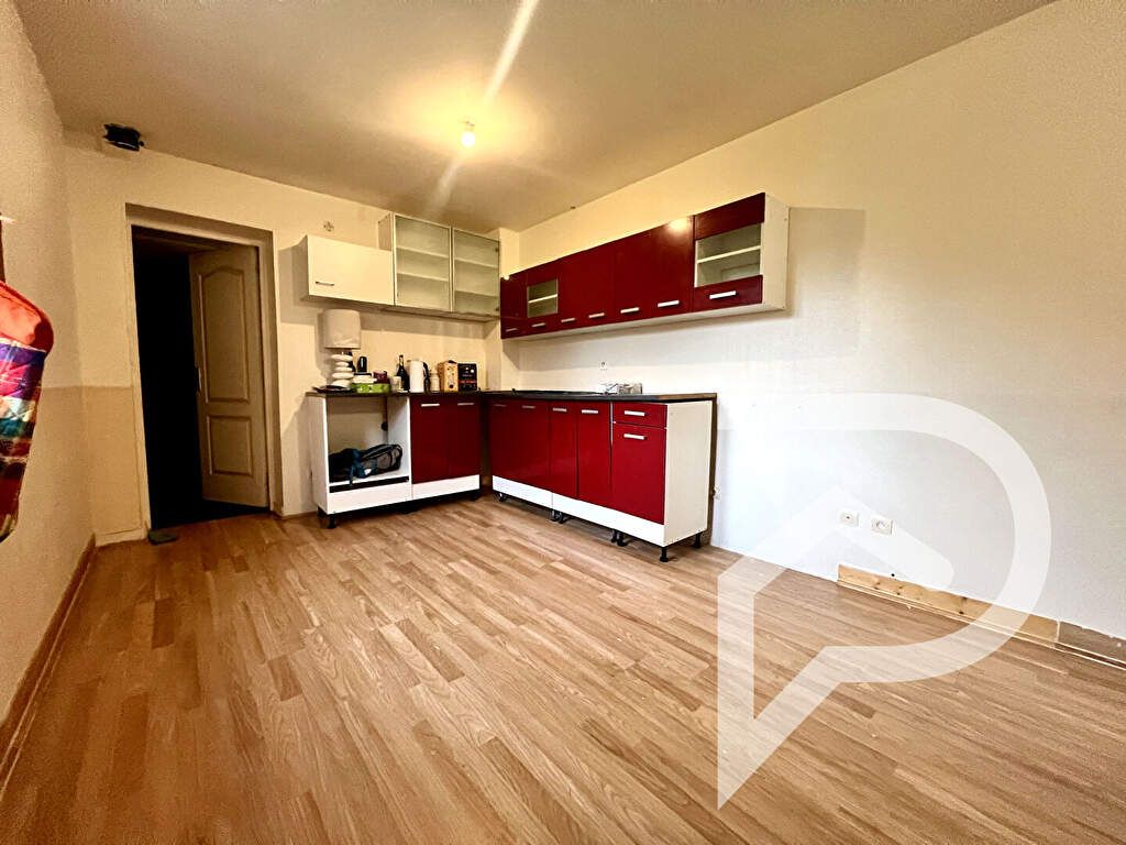 Achat maison à vendre 4 chambres 113 m² - Villers-Cotterêts