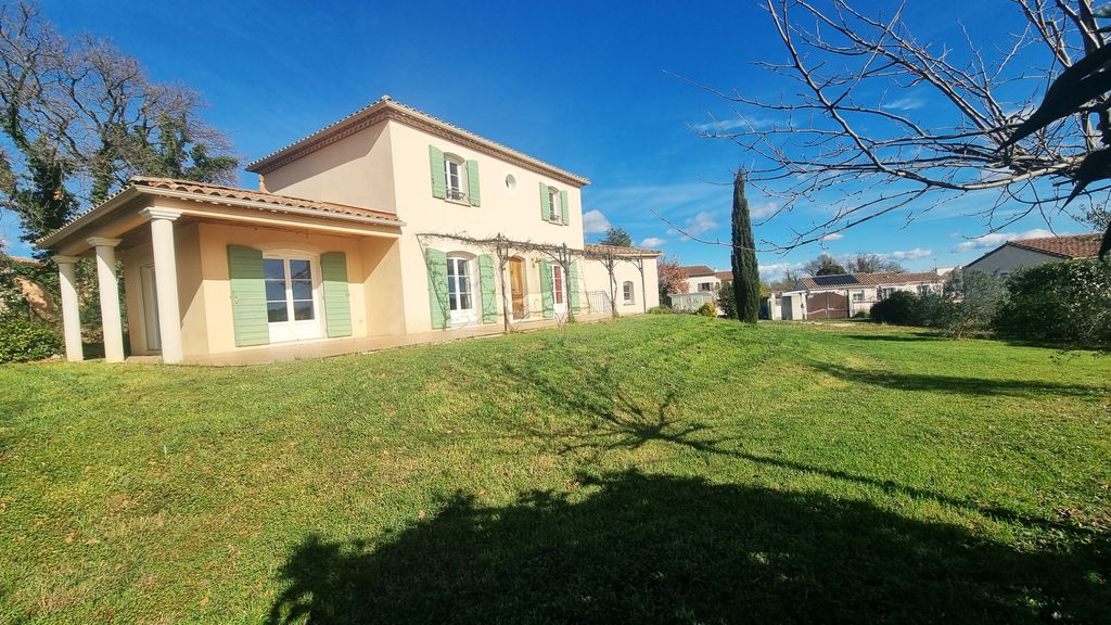 Achat maison à vendre 4 chambres 140 m² - Saint-Mamert-du-Gard