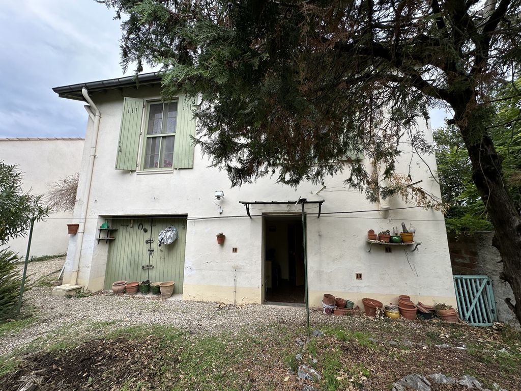 Achat maison à vendre 2 chambres 70 m² - Nîmes