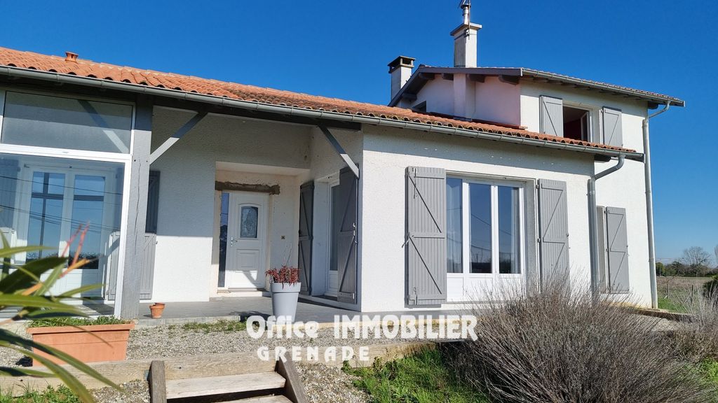 Achat maison à vendre 3 chambres 150 m² - Le Burgaud