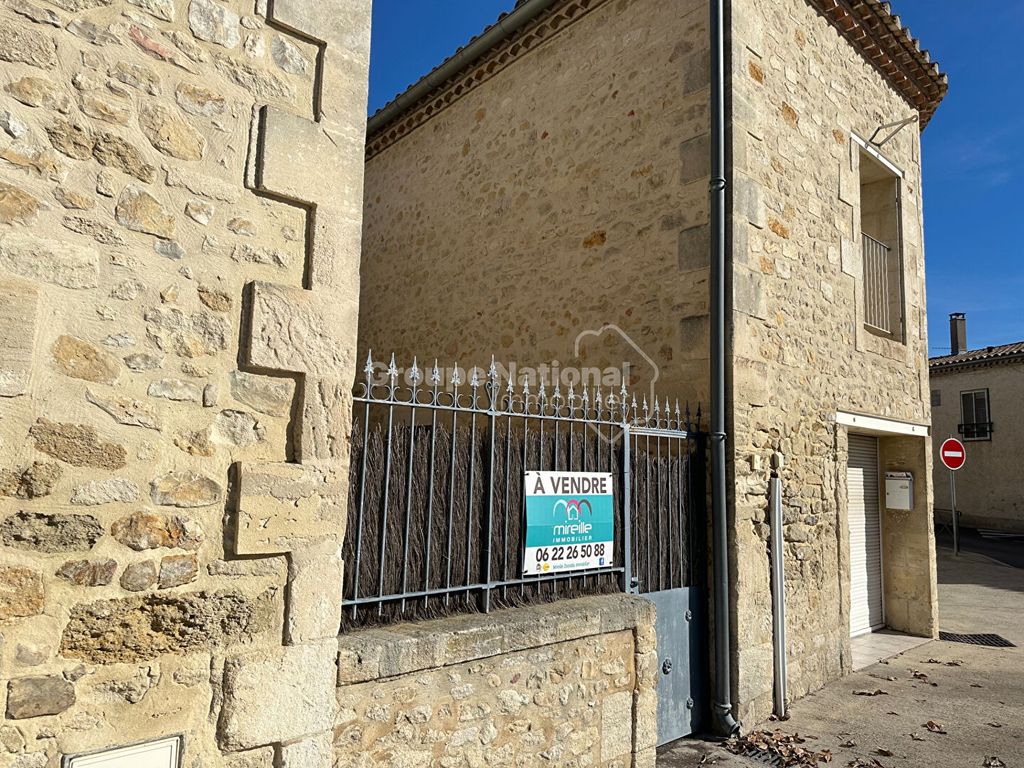 Achat maison à vendre 2 chambres 67 m² - Jonquières-Saint-Vincent