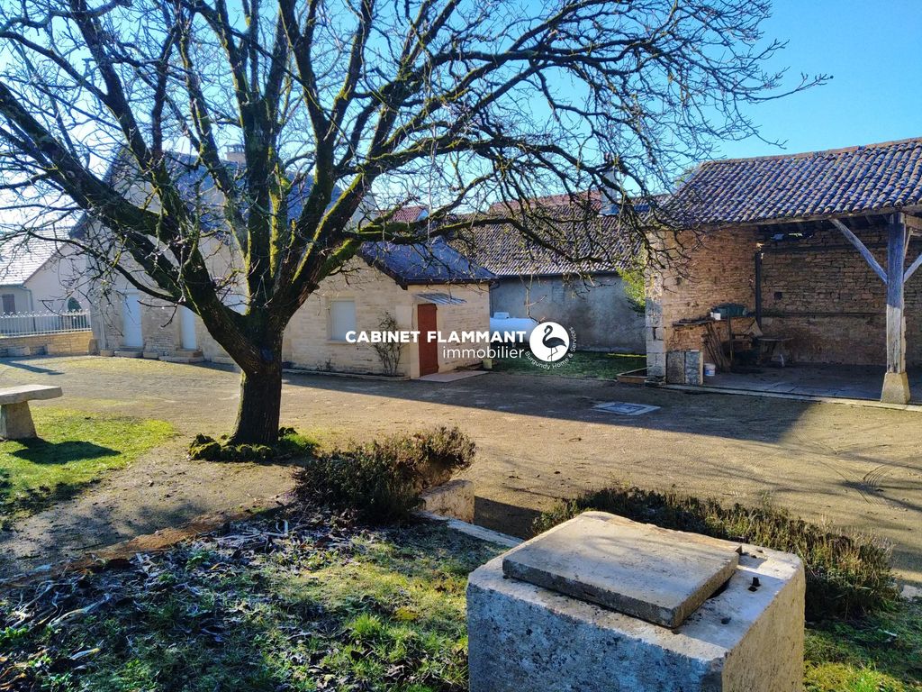 Achat maison à vendre 5 chambres 135 m² - Montbard