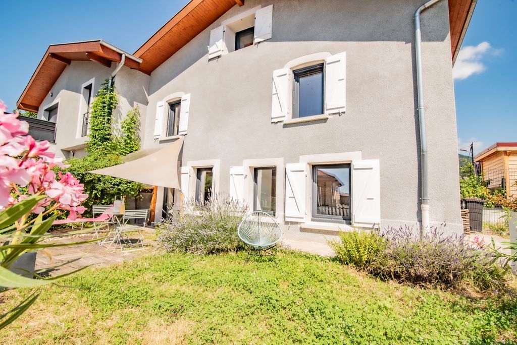 Achat maison à vendre 3 chambres 128 m² - Voiron