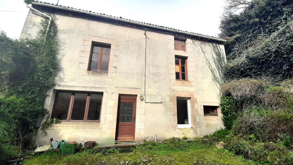 Achat maison à vendre 3 chambres 138 m² - Poitiers