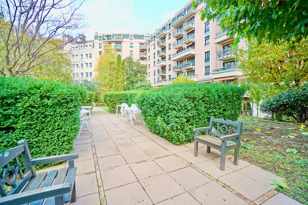 Achat studio à vendre 38 m² - Lyon 7ème arrondissement