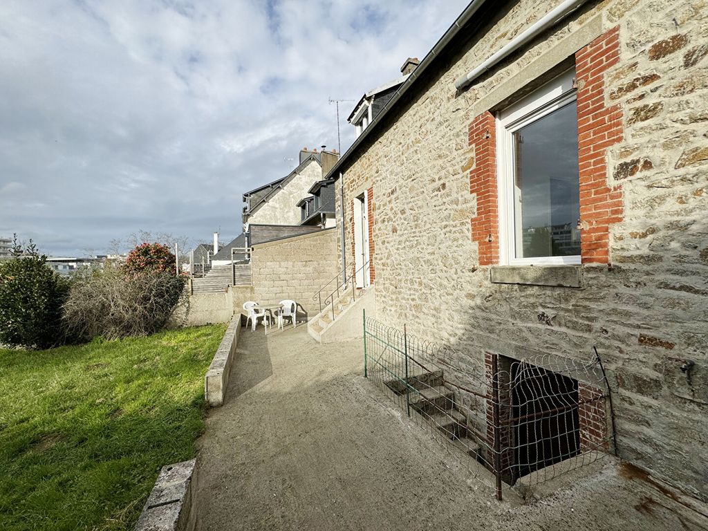 Achat maison à vendre 4 chambres 102 m² - Saint-Brieuc
