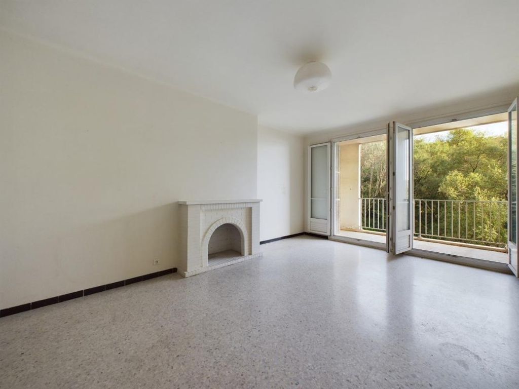 Achat appartement à vendre 2 pièces 63 m² - Ajaccio