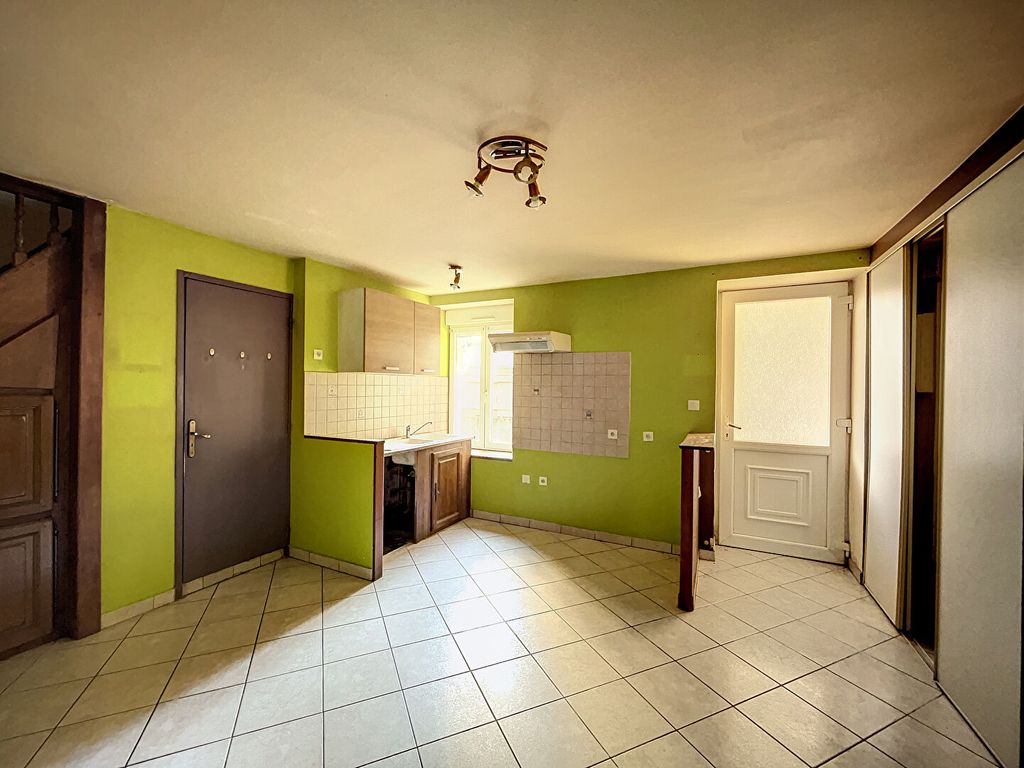 Achat maison à vendre 2 chambres 99 m² - Void-Vacon