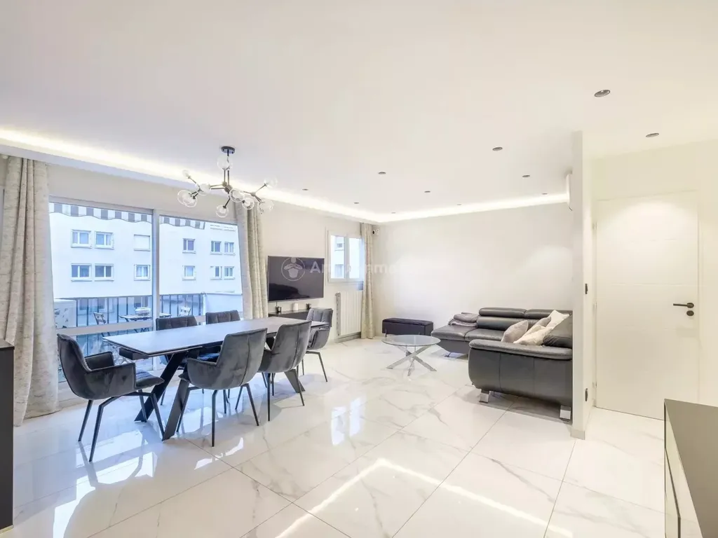 Achat appartement à vendre 4 pièces 95 m² - Lyon 6ème arrondissement