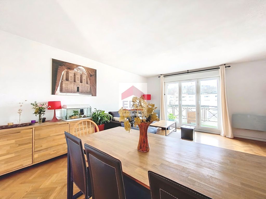 Achat appartement à vendre 4 pièces 93 m² - Suresnes