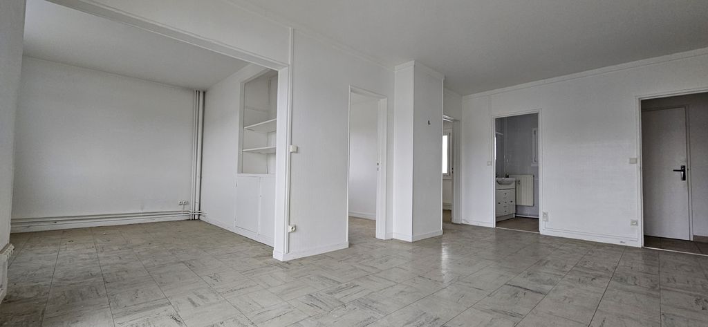 Achat appartement à vendre 4 pièces 63 m² - Vandœuvre-lès-Nancy