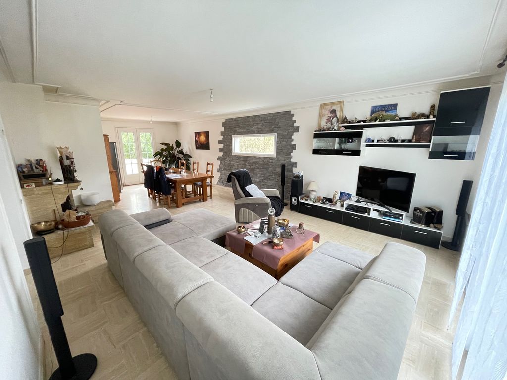 Achat maison à vendre 3 chambres 115 m² - Saint-Aignan-Grandlieu