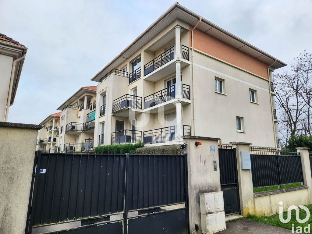 Achat appartement à vendre 2 pièces 45 m² - Moissy-Cramayel