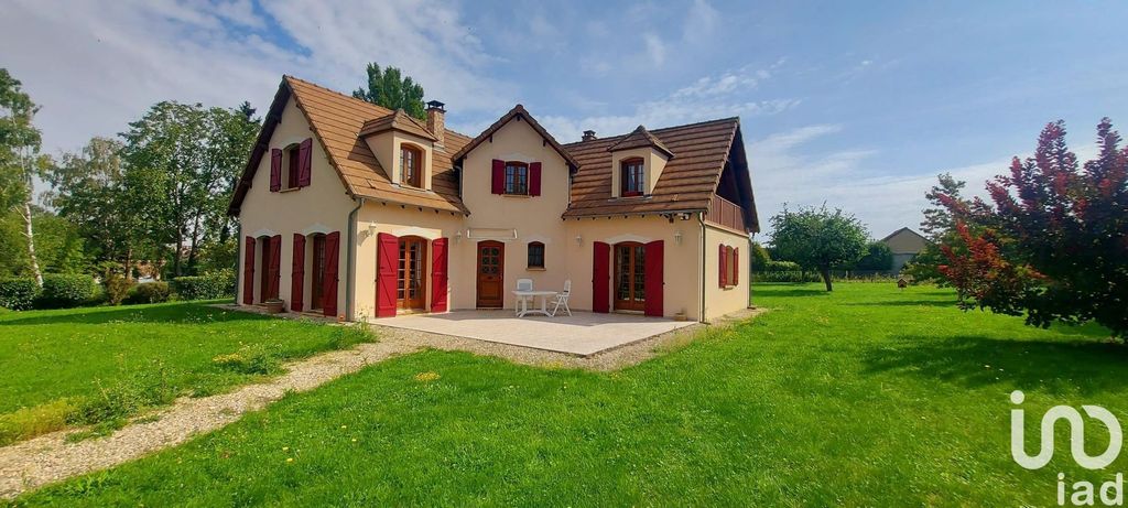 Achat maison à vendre 4 chambres 190 m² - Villeneuve-la-Dondagre