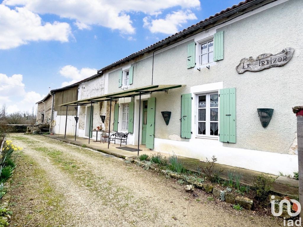 Achat maison à vendre 5 chambres 209 m² - Alloinay