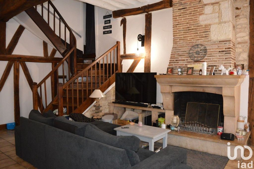 Achat maison à vendre 4 chambres 150 m² - Auxerre