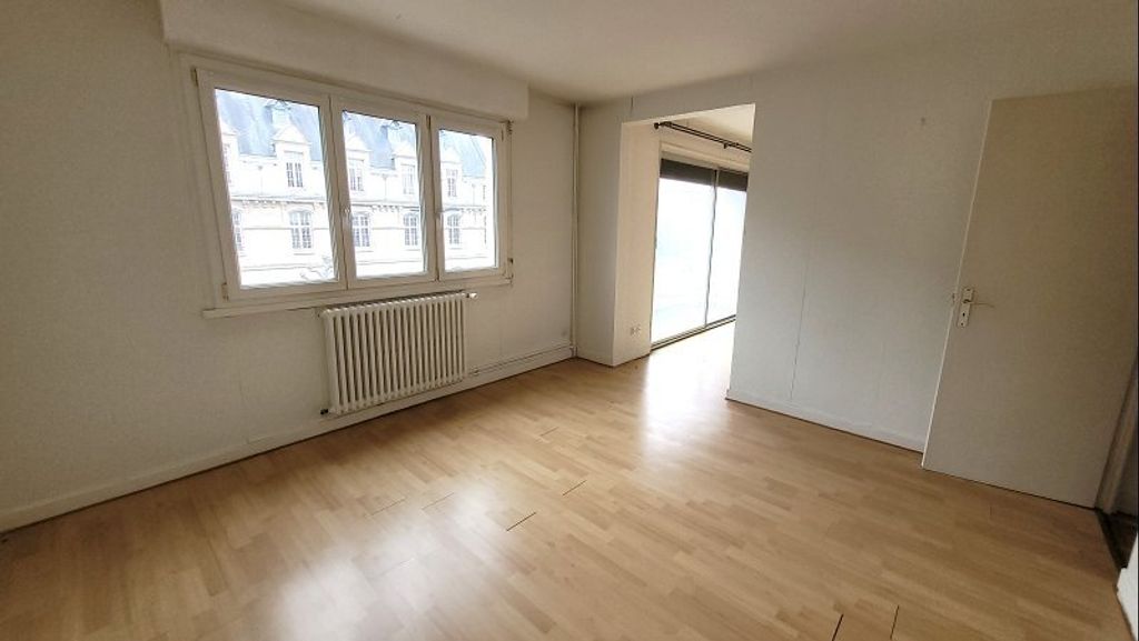 Achat appartement à vendre 4 pièces 101 m² - Châlons-en-Champagne