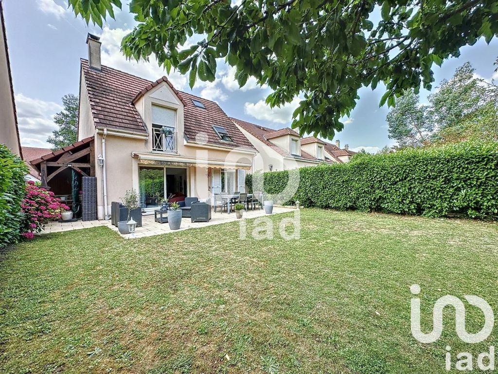 Achat maison à vendre 4 chambres 106 m² - Saint-Pierre-du-Perray