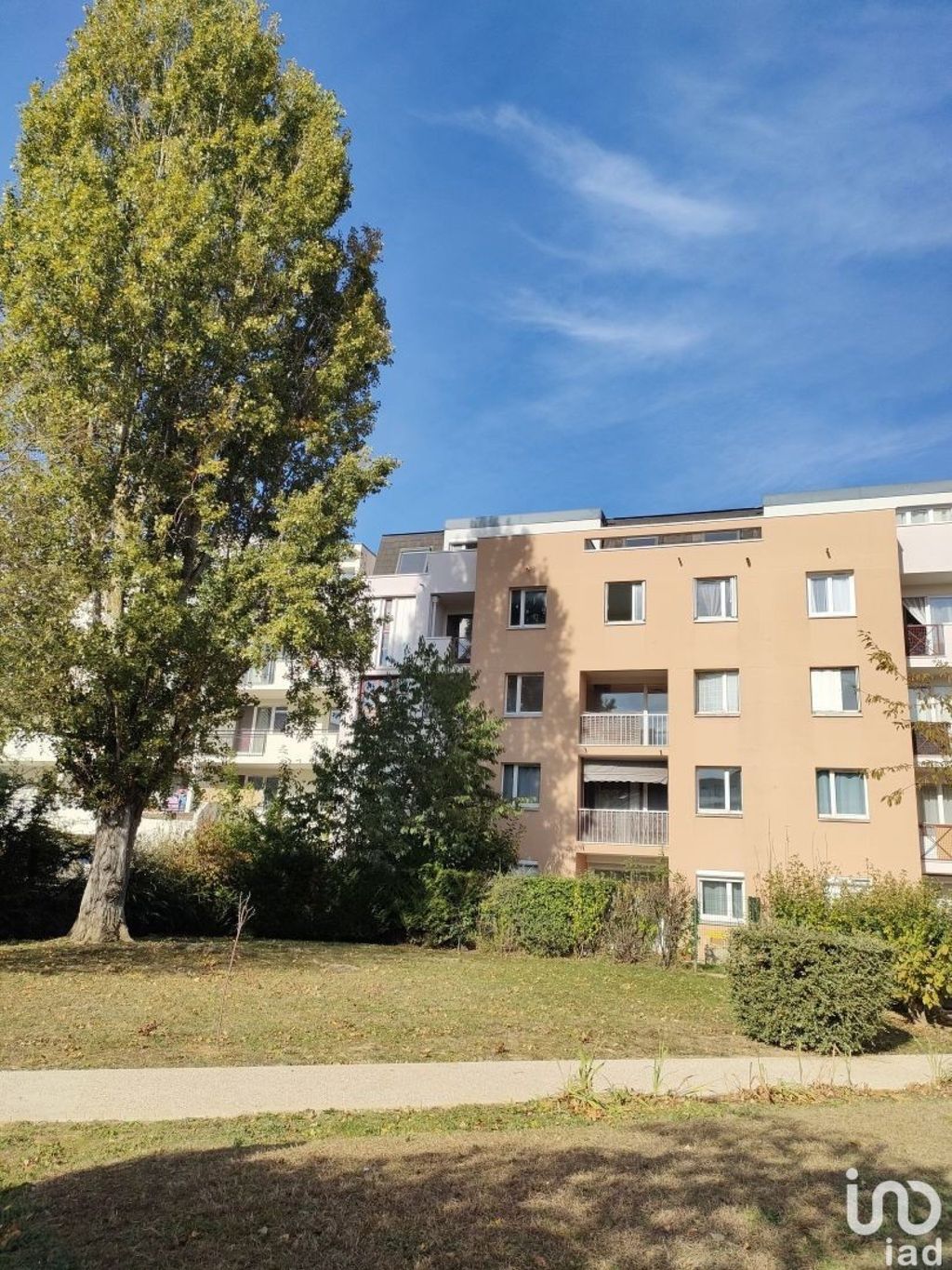 Achat duplex à vendre 4 pièces 76 m² - Courcouronnes