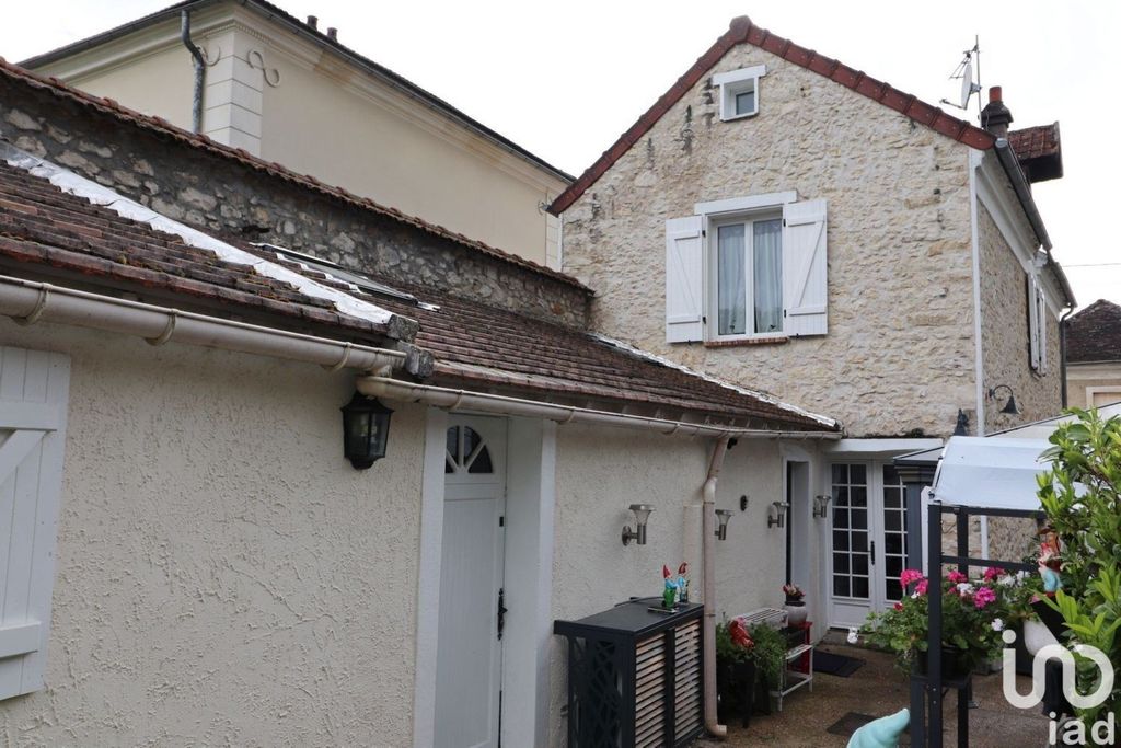 Achat maison à vendre 4 chambres 139 m² - Samoreau