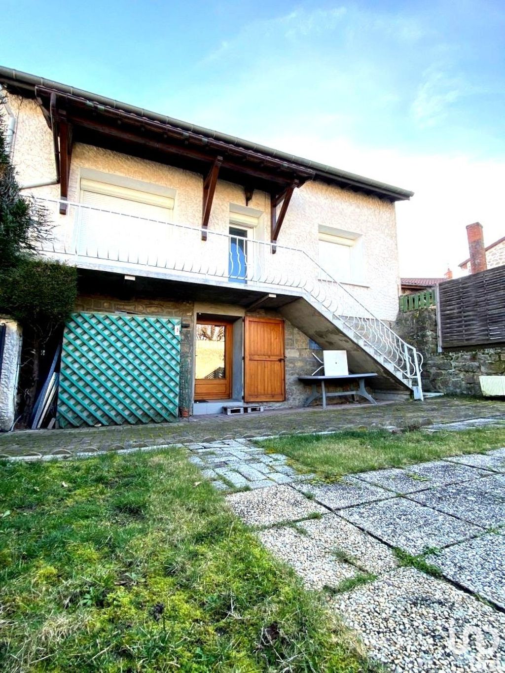 Achat maison à vendre 3 chambres 83 m² - Saint-Nizier-de-Fornas