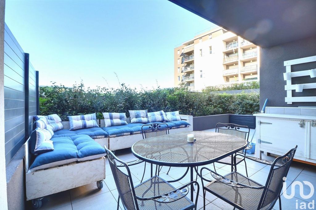 Achat appartement à vendre 2 pièces 53 m² - Marseille 10ème arrondissement
