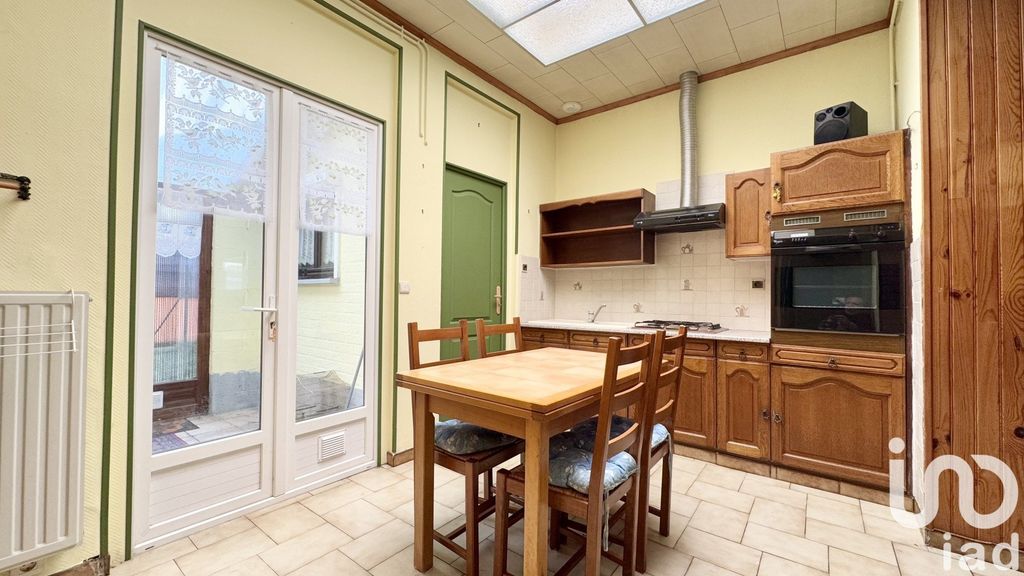 Achat maison à vendre 5 chambres 111 m² - Halluin