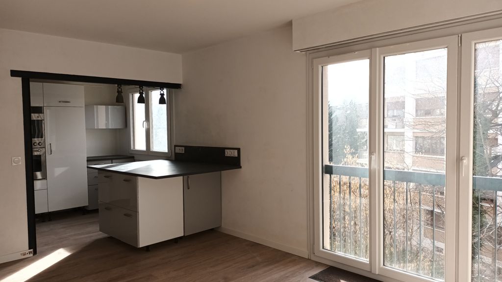 Achat appartement à vendre 2 pièces 46 m² - Saint-Julien-en-Genevois