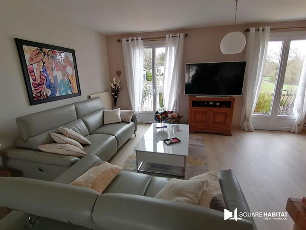 Achat maison à vendre 6 chambres 177 m² - Cholet