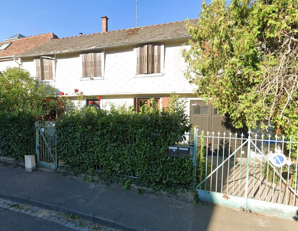 Achat maison à vendre 4 chambres 134 m² - Strasbourg