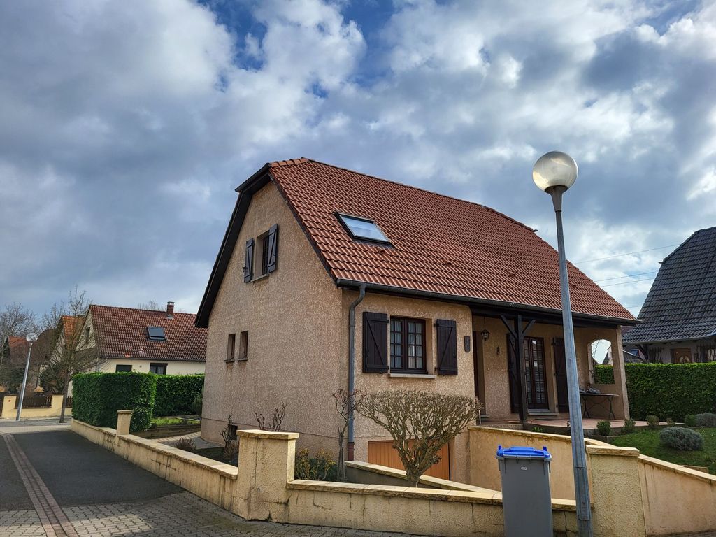 Achat maison à vendre 4 chambres 108 m² - Eckbolsheim