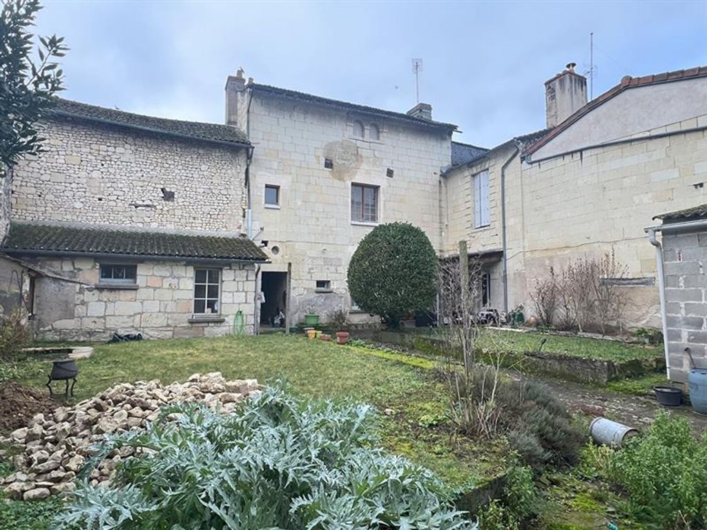 Achat maison à vendre 3 chambres 170 m² - Loudun