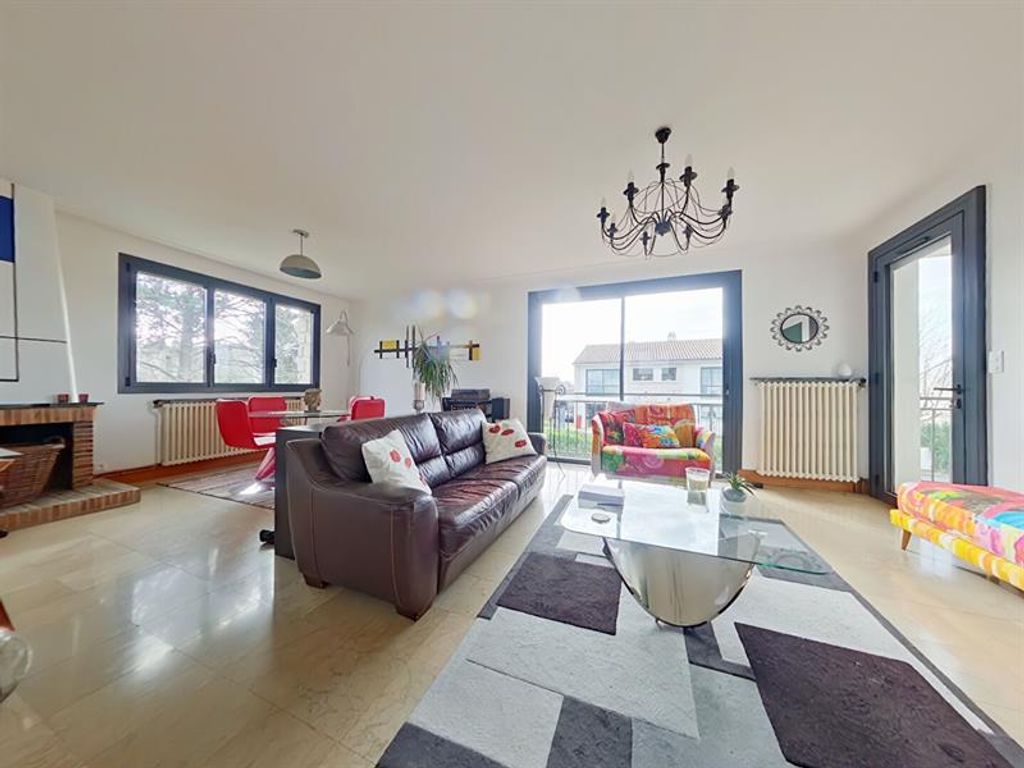Achat maison à vendre 4 chambres 139 m² - Poitiers