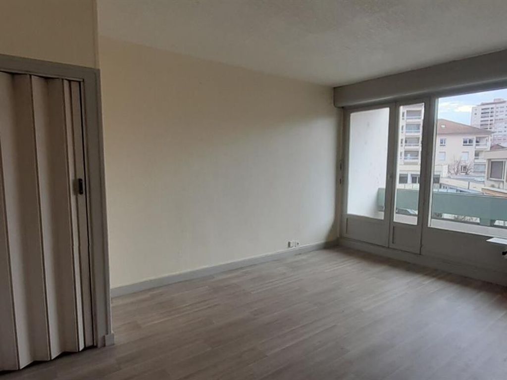 Achat appartement à vendre 2 pièces 47 m² - Firminy