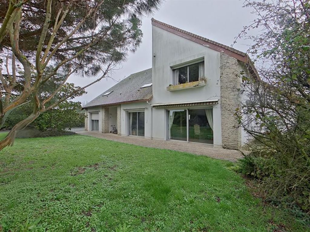 Achat maison à vendre 4 chambres 283 m² - Châtellerault