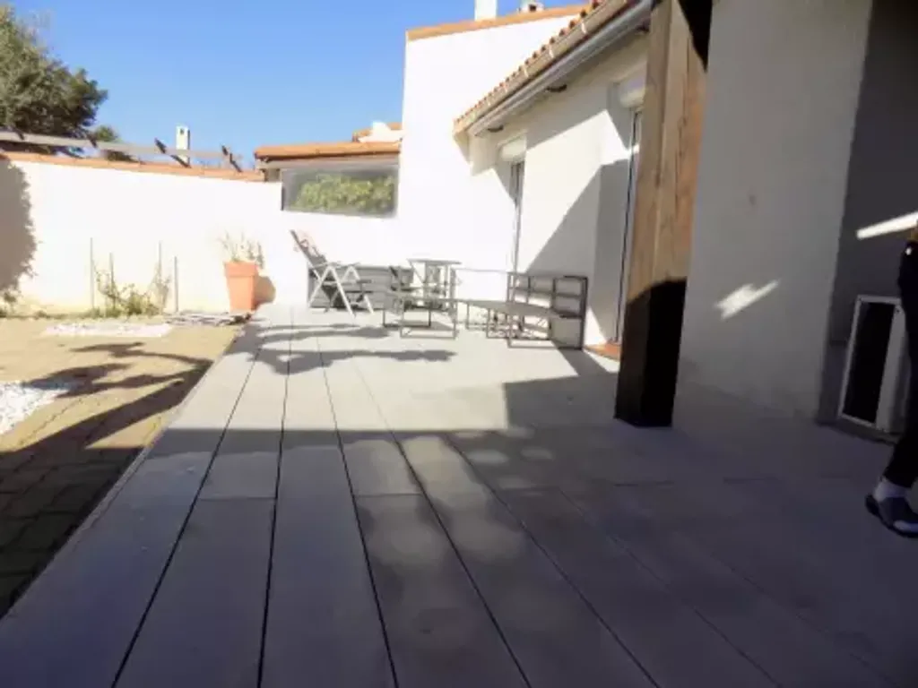 Achat maison à vendre 3 chambres 90 m² - Canet-en-Roussillon