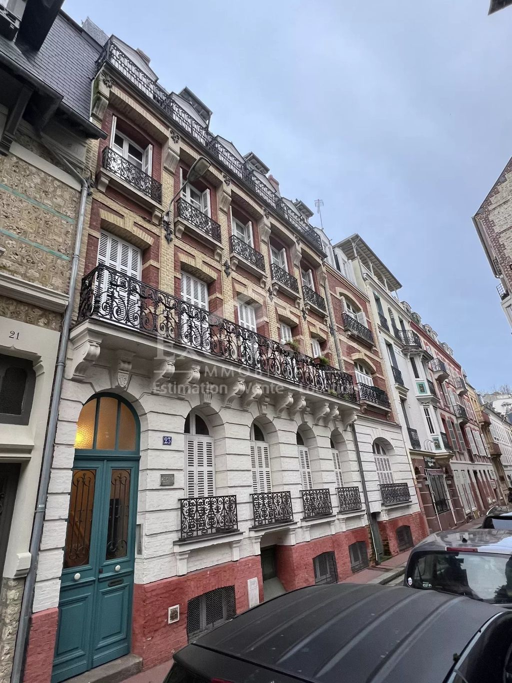 Achat appartement à vendre 4 pièces 102 m² - Trouville-sur-Mer