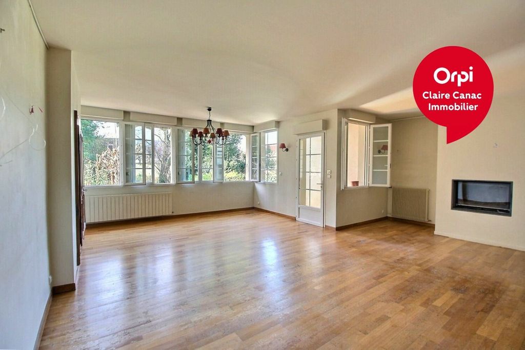 Achat maison à vendre 5 chambres 186 m² - Castres