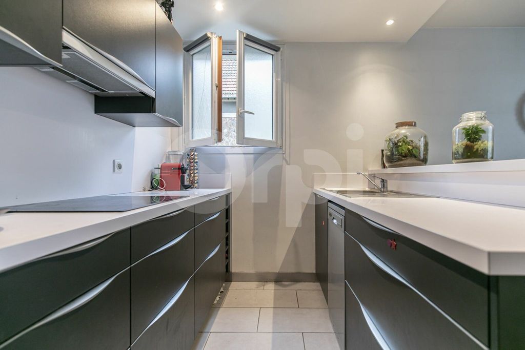 Achat appartement à vendre 3 pièces 51 m² - Saint-Maur-des-Fossés