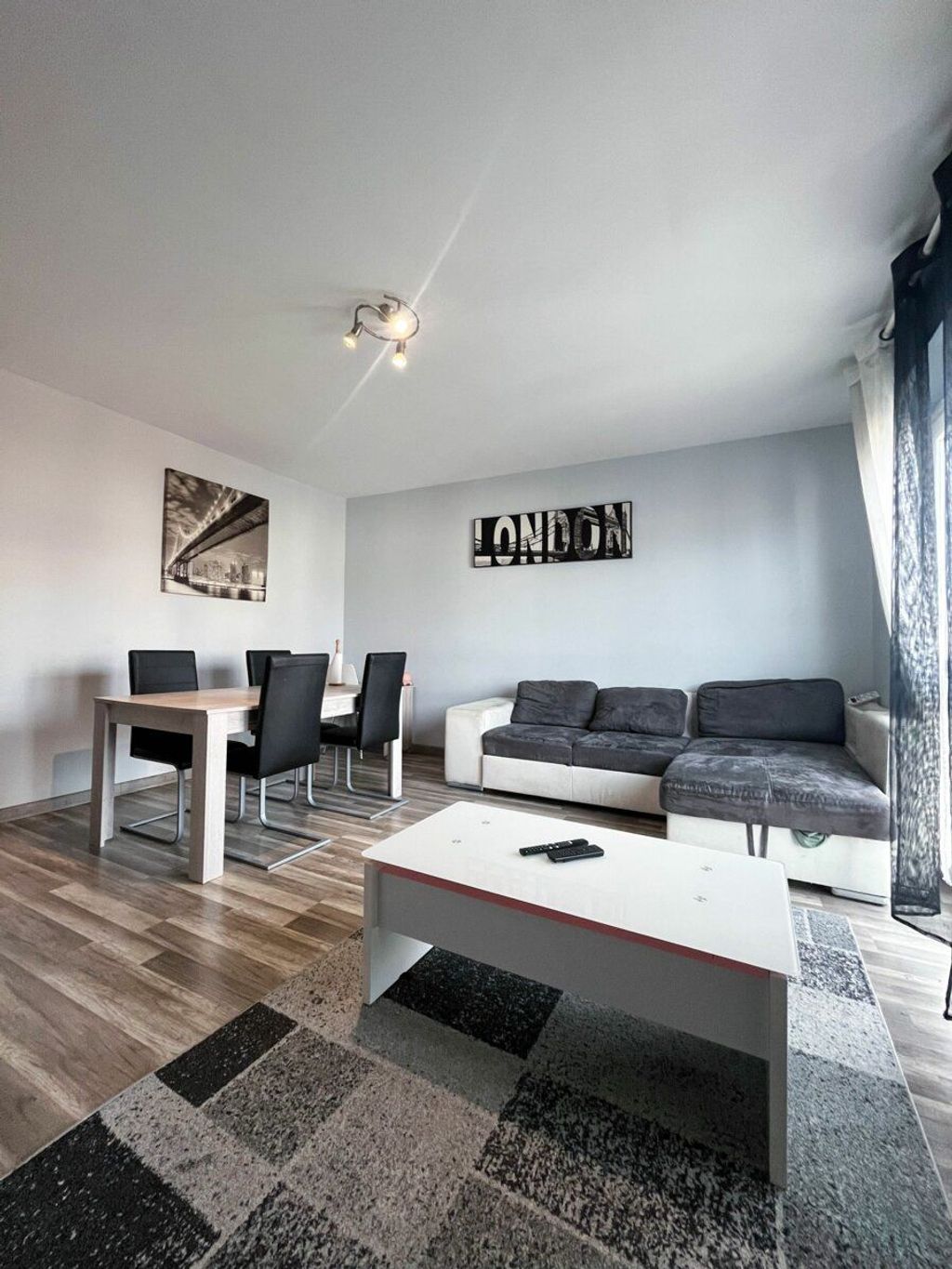 Achat appartement à vendre 4 pièces 84 m² - Colmar