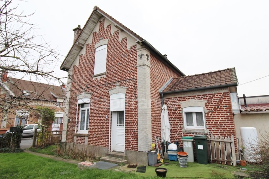 Achat maison à vendre 2 chambres 96 m² - Petite-Forêt