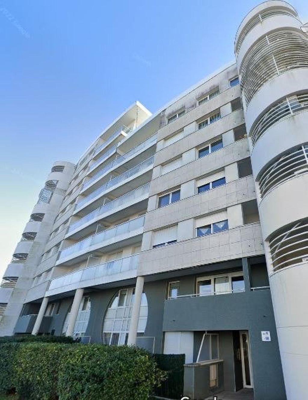 Achat appartement à vendre 5 pièces 100 m² - La Rochelle