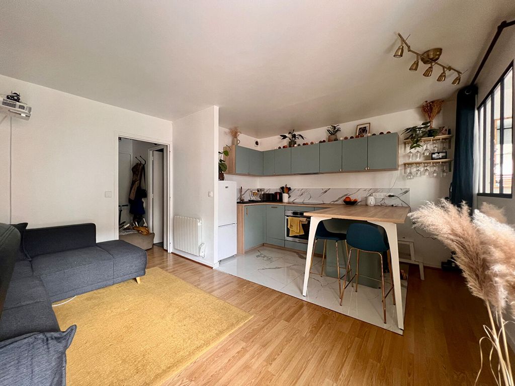 Achat appartement à vendre 2 pièces 45 m² - Saint-Ouen