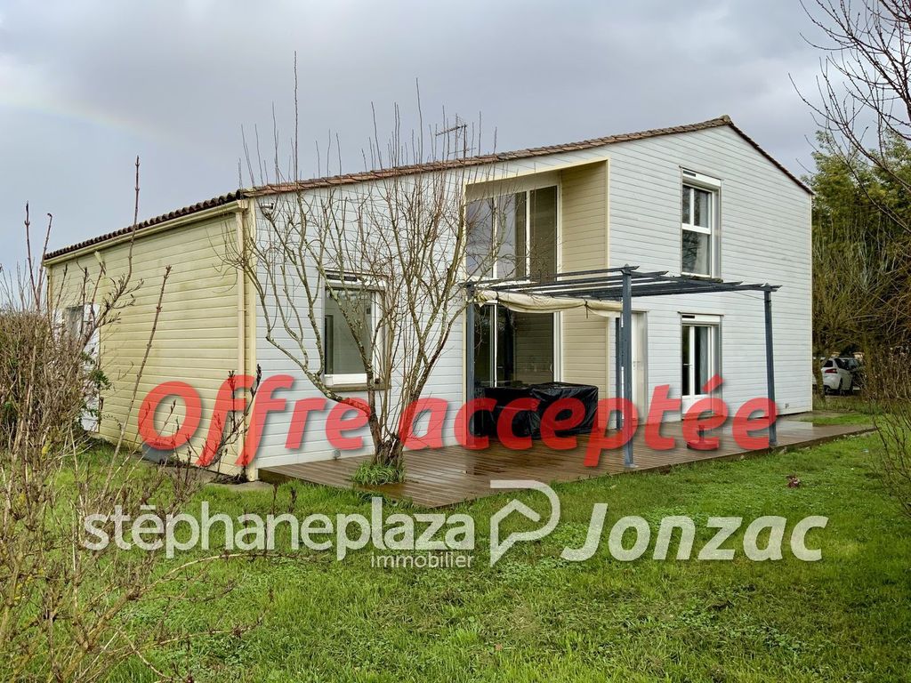 Achat maison à vendre 4 chambres 133 m² - Plassac