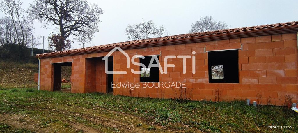 Achat maison à vendre 4 chambres 120 m² - Saint-Vite